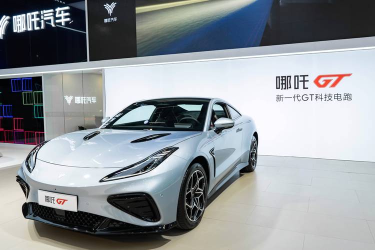 佛山顺德区德维铁企业管理咨询哪吒汽车在智能汽车领域的表现，领途汽车在新能源汽车市场中的影响力