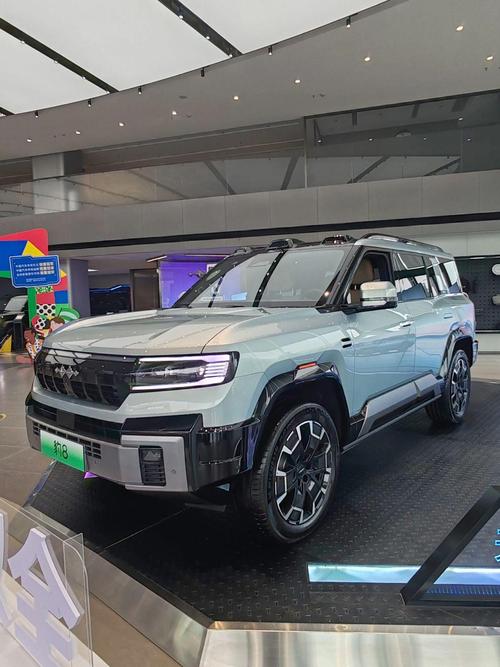 佛山顺德区德维铁企业管理咨询比亚迪方程豹硬派越野的爆款，英菲尼迪35周年与你共成长